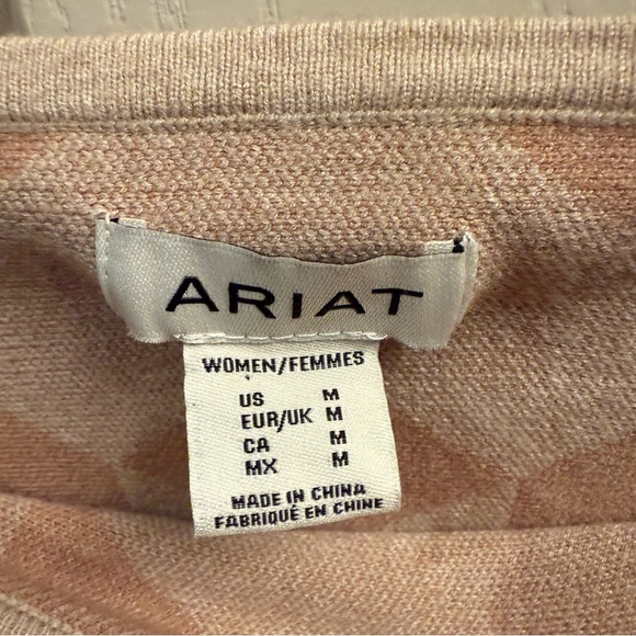 Ariat Sunset chic sweater poncho. Size Medium - Picture 4 of 7